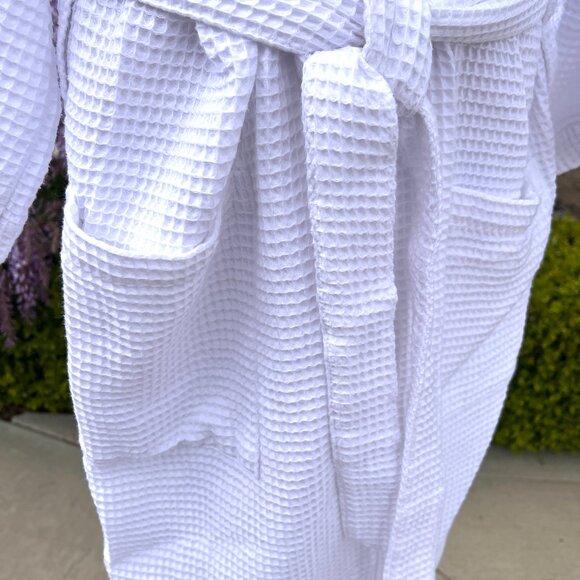 Lakers - Robe - White Waffle Weave - Like New - OS - Unisex - Picture 9 of 11